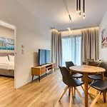 아파트호텔 Omega Premium 4*