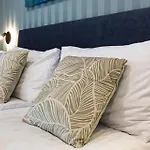 Omega Premium 4* 올슈틴