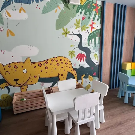 Aparthotel Omega Premium