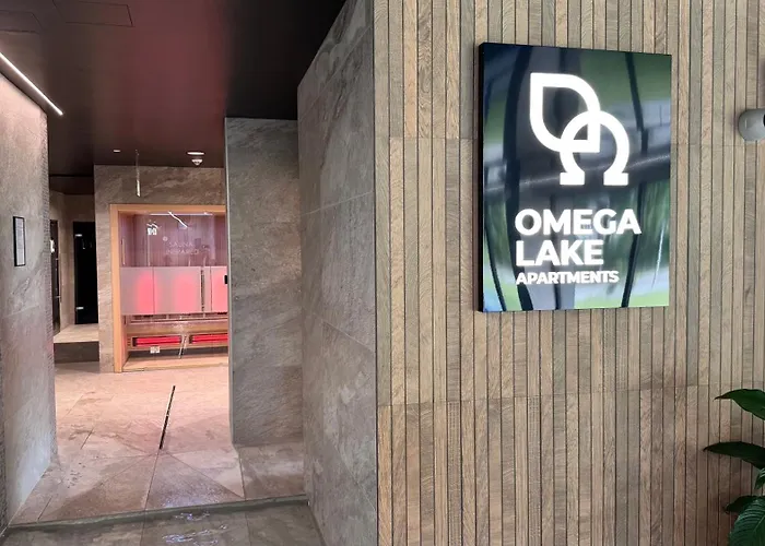 アパートホテル Omega Premium