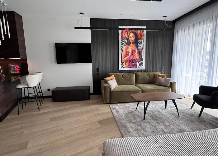 Aparthotel Omega Premium 4*