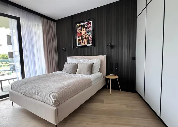 Aparthotel Omega Premium