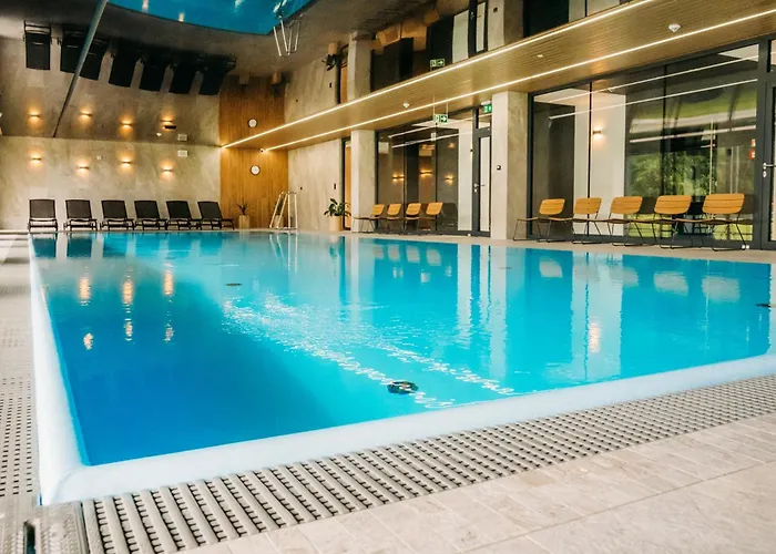 Aparthotel Omega Premium 4*