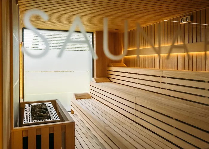 Omega Premium Aparthotel 4*