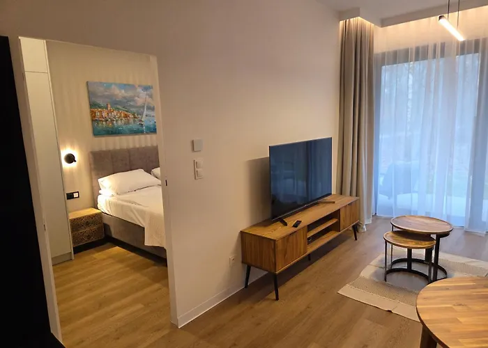 Omega Premium Aparthotel 4*